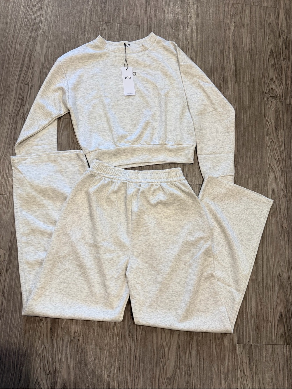 ALO Yoga women Light Heather Gray Pajama Set - Top & Pants